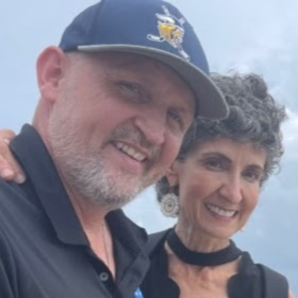 Meet your Posher, Amber - Picture 1 of 1